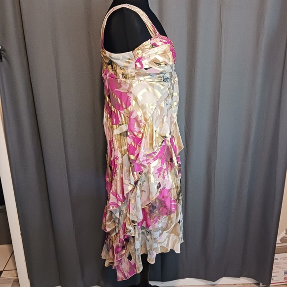 Signature by Robbie Bee Boho Pink Gold Metallic Floral Tiered Ruffle Dress 14 - Picture 5 of 8